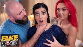 Fake Hostel - 害羞的巴基斯坦女孩与的英国夫妇在三人行中性觉醒