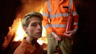 消防员用精液灭火