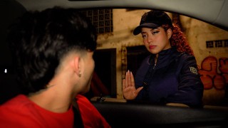 经纪人 我没有驾照,但我有 22 厘米的鸡巴!它对你有用吗?