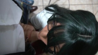 加油老师! 我吸你的鸡巴,你帮我度过这一年。 在学院吹箫