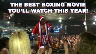 跳舞的熊 - 鸡巴饥饿的荡妇与男性脱衣舞娘表演失去理智