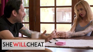 SHE WILL CHEAT - 淘气的 Kendra Cole 趁丈夫不在城里时与她的邻居发生性关系