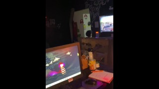 Conocí a este chico en la Sala Gamer y lo lleve a mi casa para cogerlo