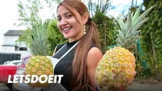 与梅丽莎·卢扬(Melissa Lujan)一起热皮卡和他妈的 - LETSDOEIT