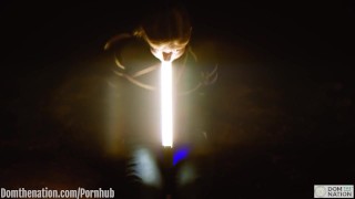 在光上作呕(Rimjob、Face fucking 和 BDSM 在美国中心地带的户外)