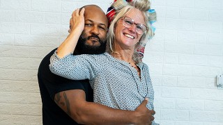 喷出68岁的奶奶拳头搞砸