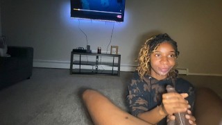 女孩喜欢面部护理