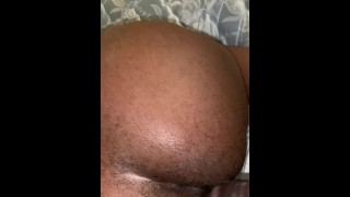 他把我搞砸了,就像我是他的一样