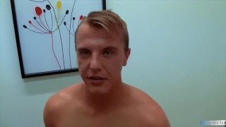 肮脏的侦察兵 186 - 高大肌肉猛男通过生犁来保证工作