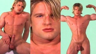 德鲁·马奎尔 - 性感的金发间谍被EXPOSED和NAKED!