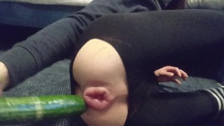 深深地插入我抽出的多汁洞!