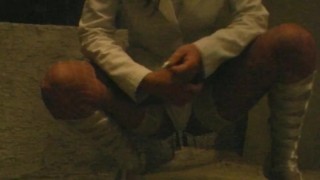 漂亮的绝望小便