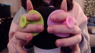 • 五颜六色的刮擦 •