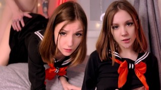 可爱的日本女学生看到我的鸡巴 4K 时停下来害羞