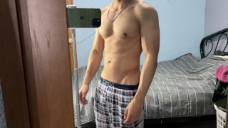 炫耀良好锻炼的结果