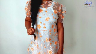 斯里兰卡 - 美丽的黑人女孩让我操她,我操到她出汗 - 热亚洲夫妇