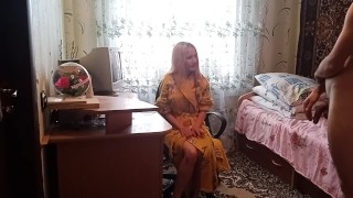 性感的老师喜欢操她的学生