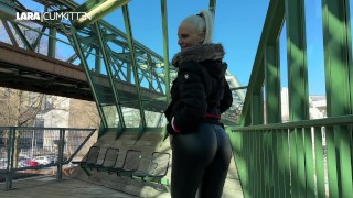 FICKDATE Public in der Schwebebahn klar gemacht | Für nen FACIAL nehm ich JEDEN mit nach Hause