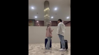 在机场的陌生人(看到最后)