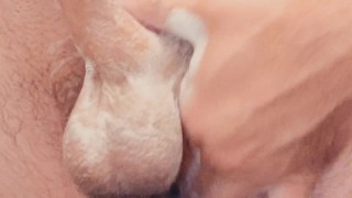 剃你的球 101,如果你剃掉它们会射精